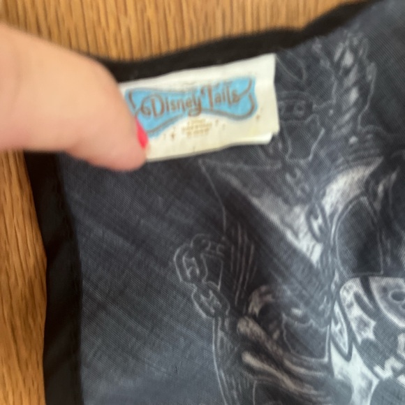 Disney Tails Pirates of the Caribbean Skull Scarf Bandanna for Dog Medium GUC - Picture 5 of 5